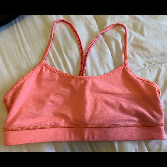 Size 8 Flow Y bra.